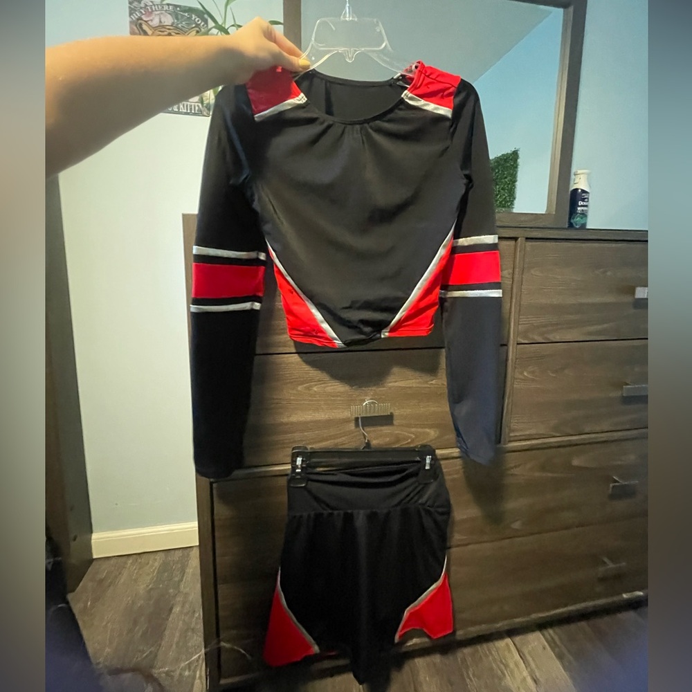 Dance Costume: medium balera 2 piece dance costume